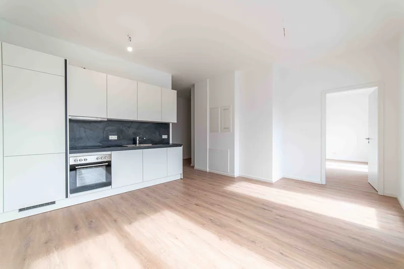 Bright Penthouse Apartment with 3 Bedrooms Apt 151